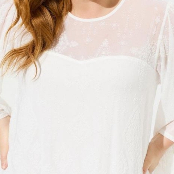 Torrid Size 0 Flocked Lace Bell Sleeve Top - Picture 6 of 8